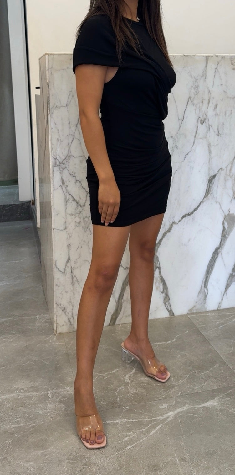 robe noir