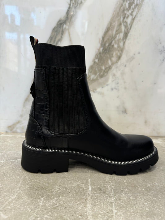 Bottines plates noire