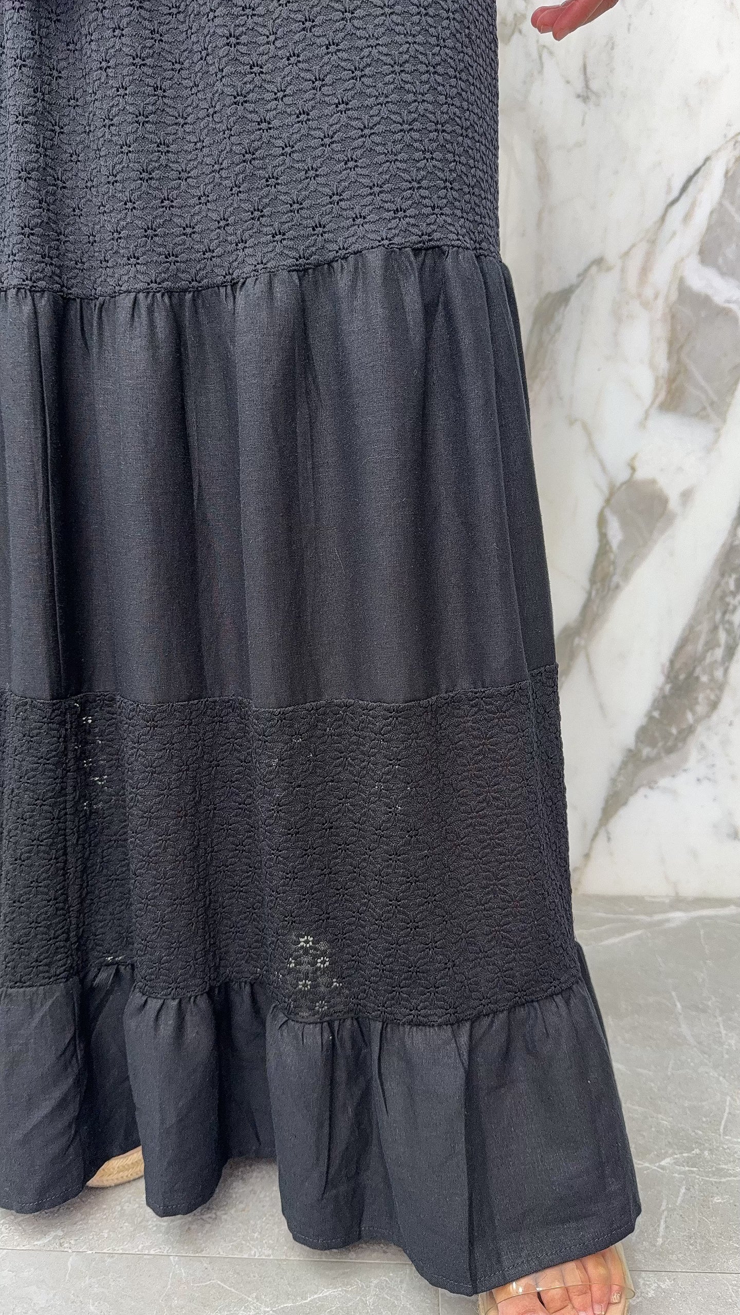 robe manche brodée