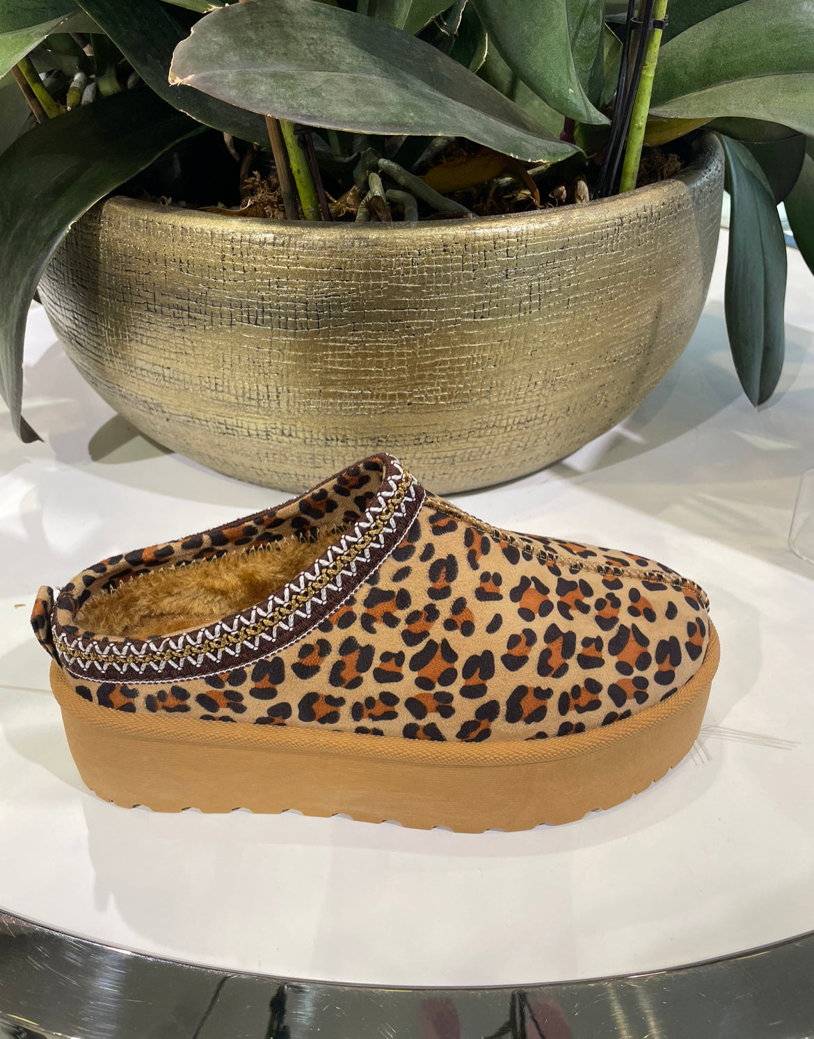 Sabot léopard à plate-forme fourré
