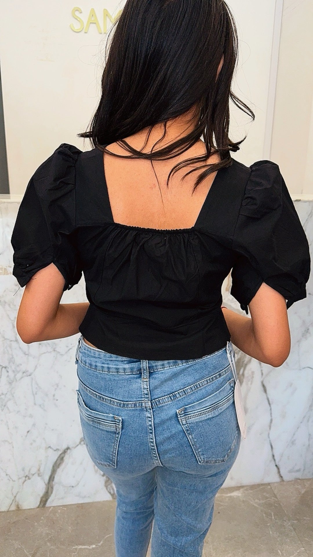 top bouttons crème