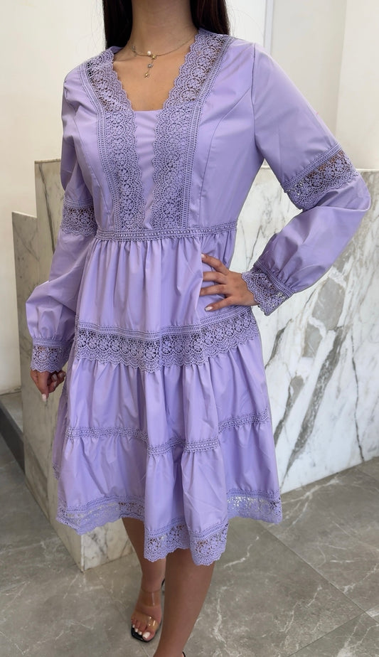 robe manche dentelle mauve