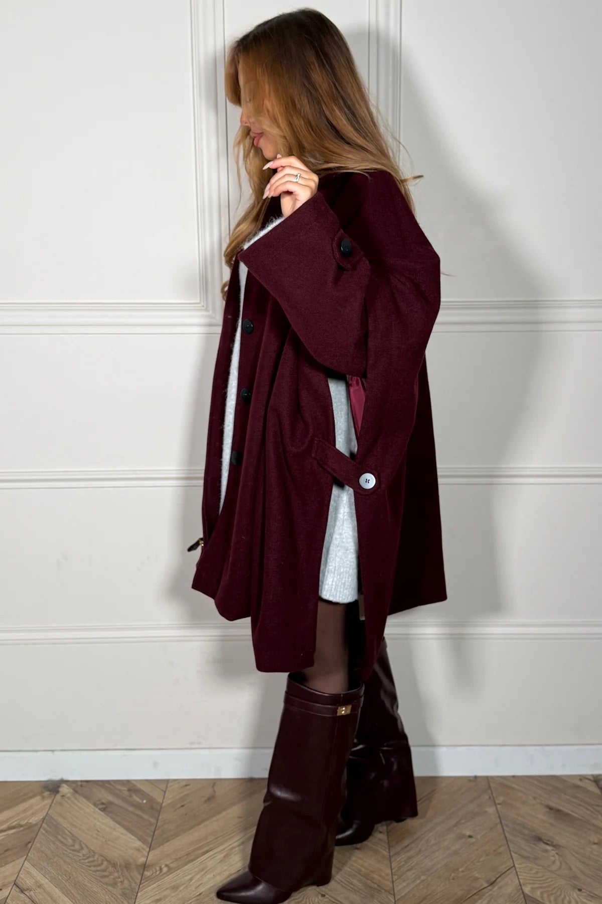 manteau cape cotés ouverts