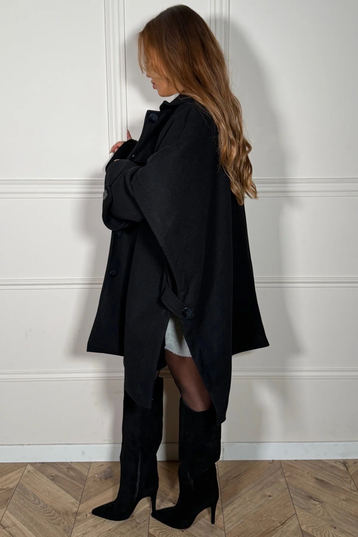 manteau cape cotés ouverts
