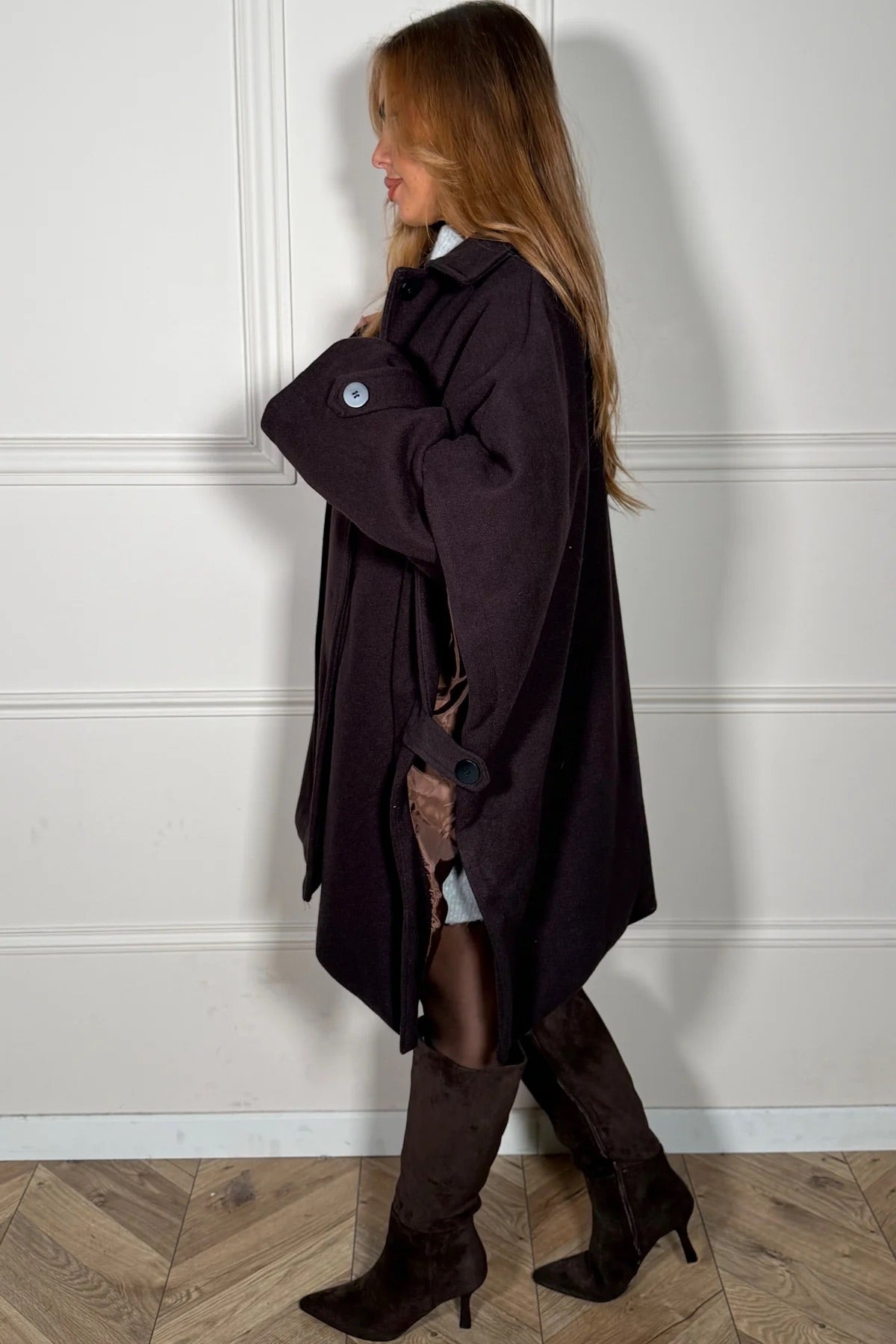 manteau cape cotés ouverts