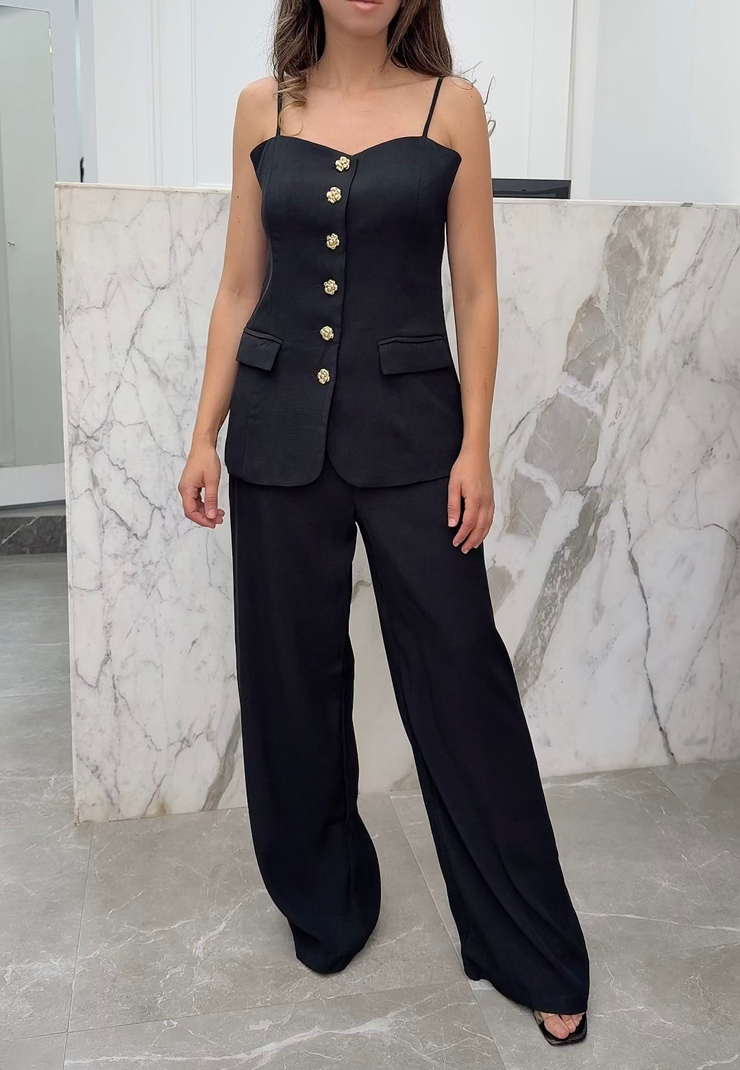 Ensemble bretelles boutons dorées marron