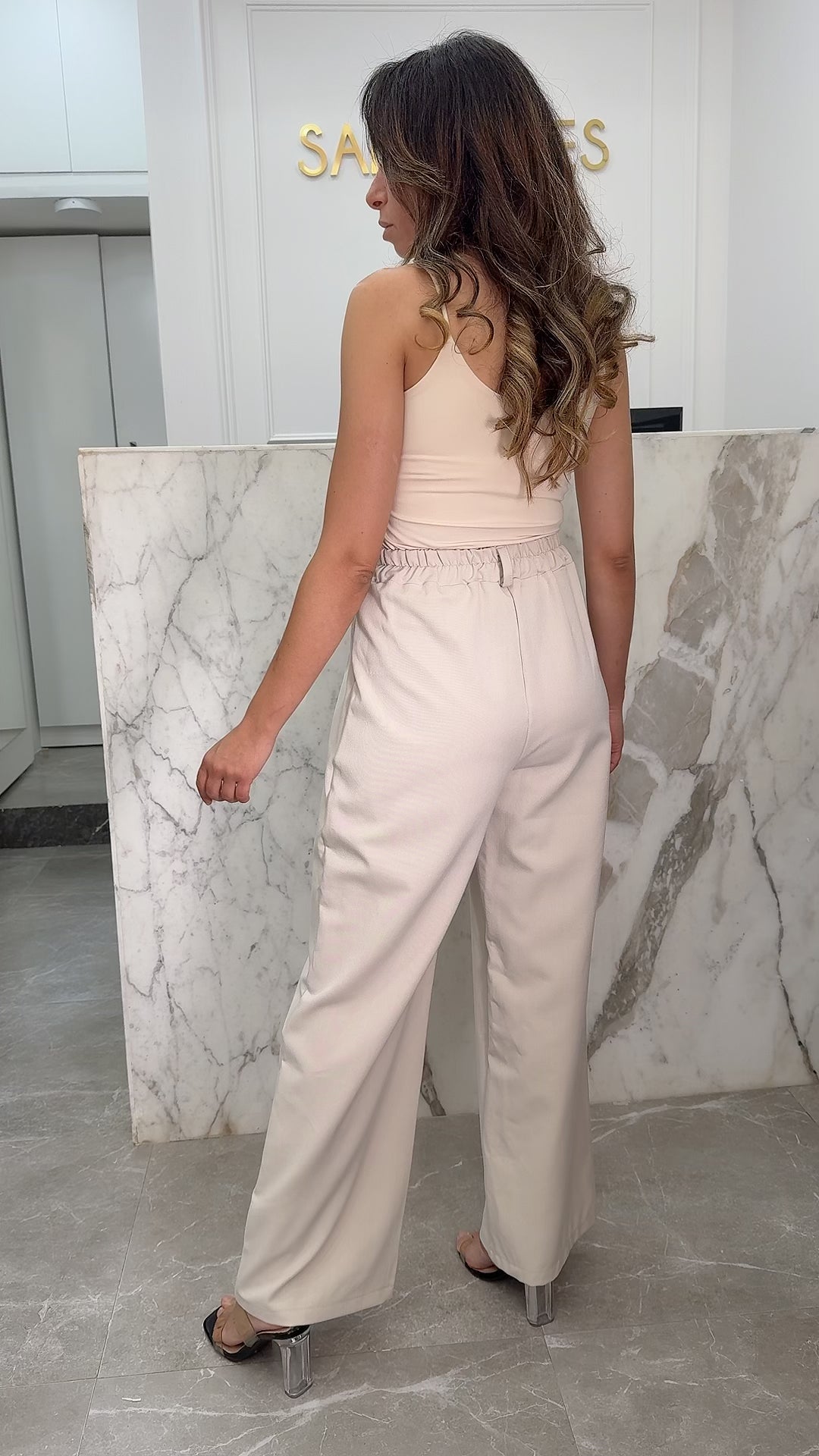 pantalon droit ceinture coté gris