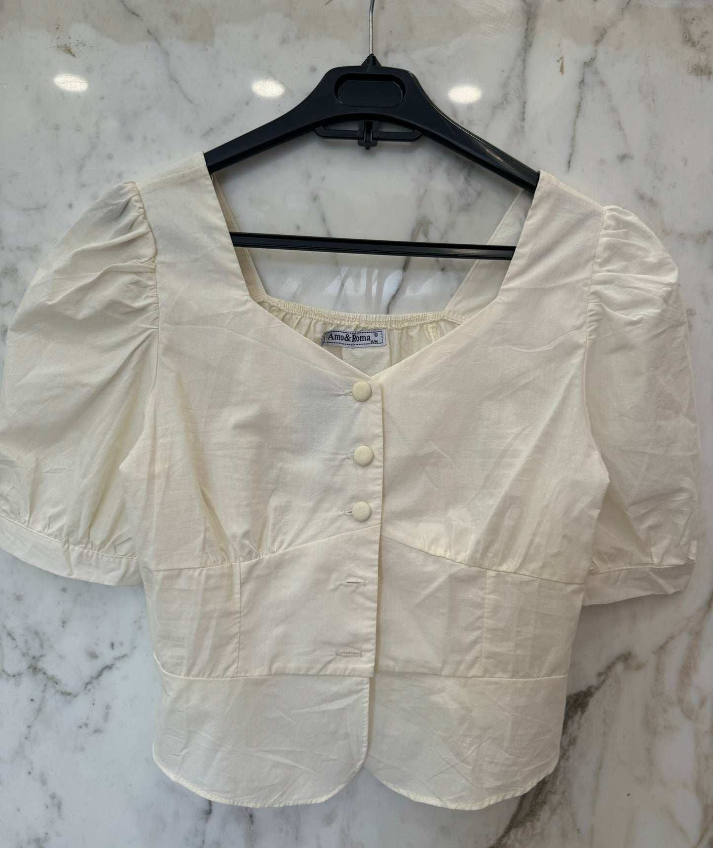 top bouttons blanc