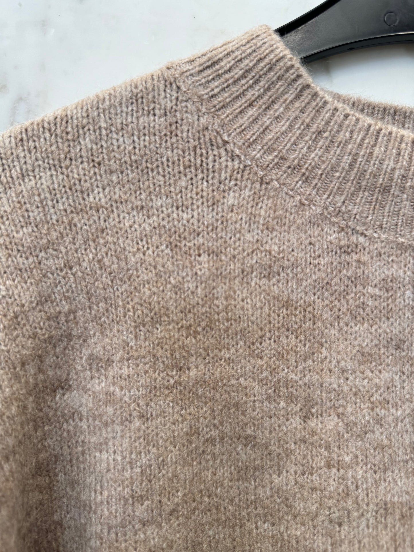 Pull avec coeur léopard