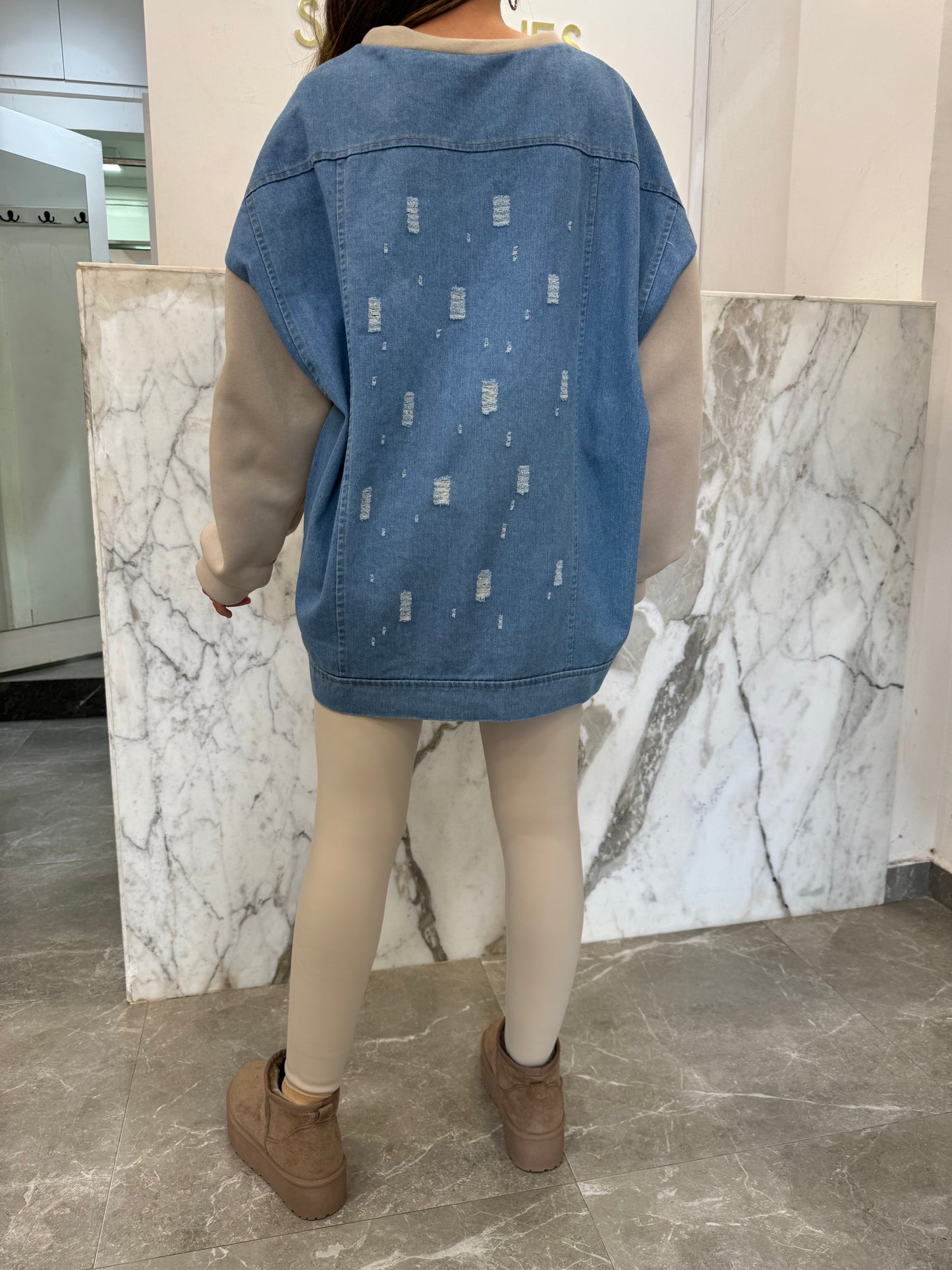 Sweat jean dechiré dos