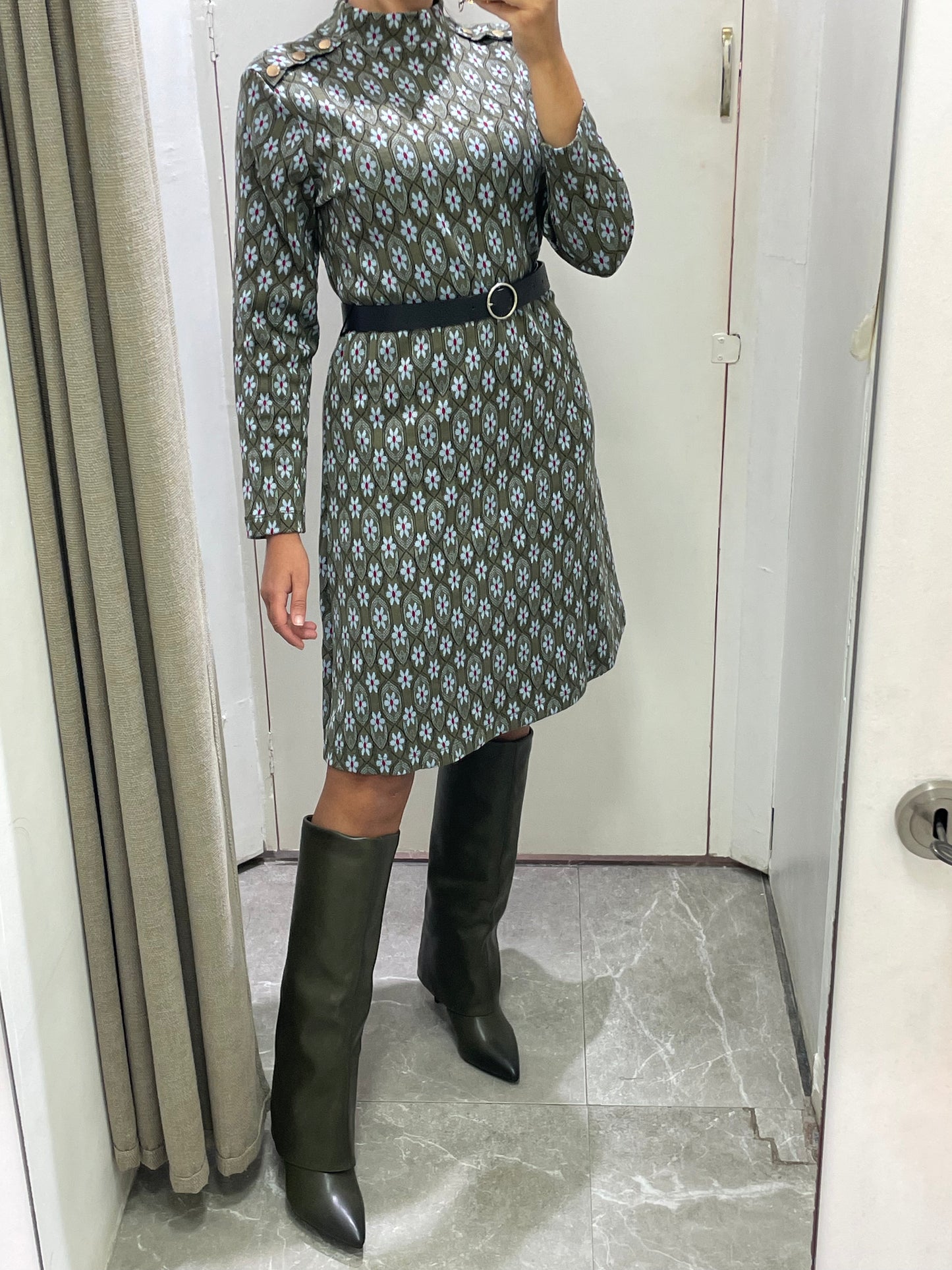 robe épaisse kaki petit fleur bleu ciel