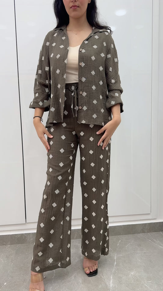 ensemble kaki motif blanc