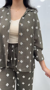 ensemble kaki motif blanc