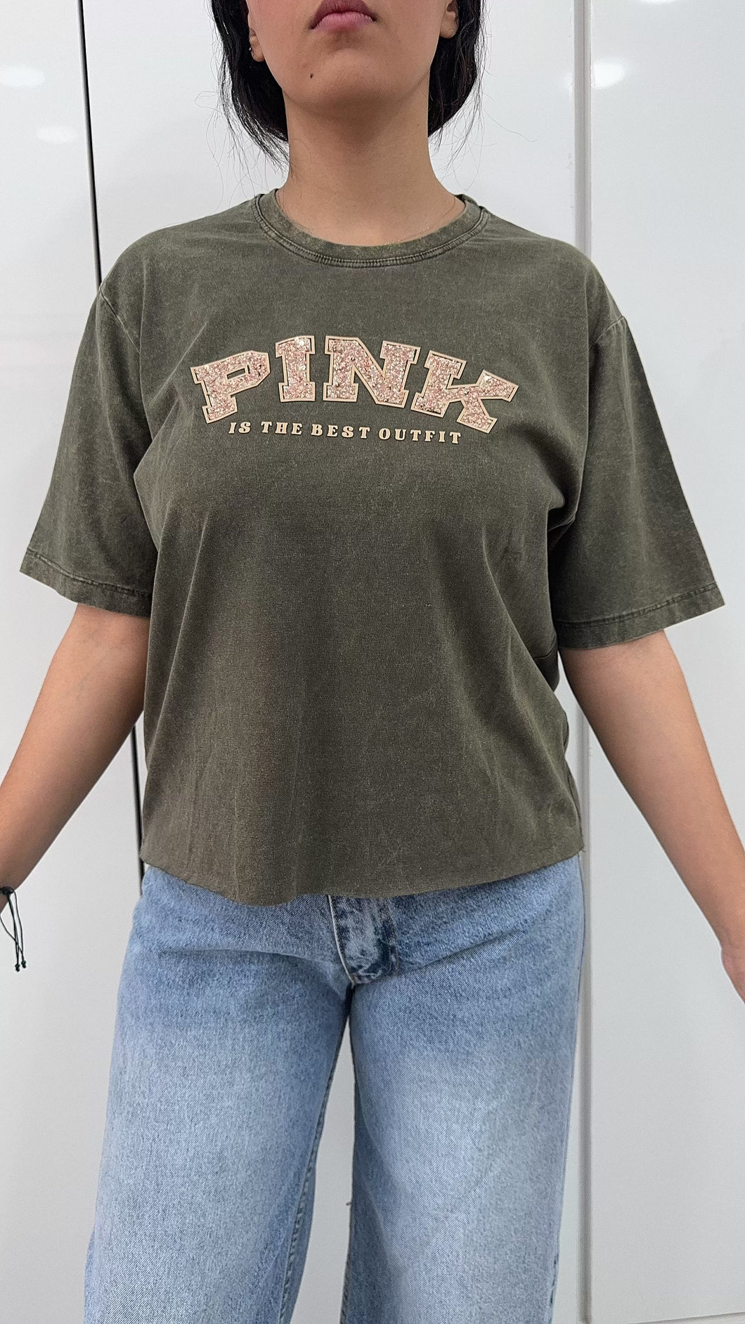 t-shirt pink