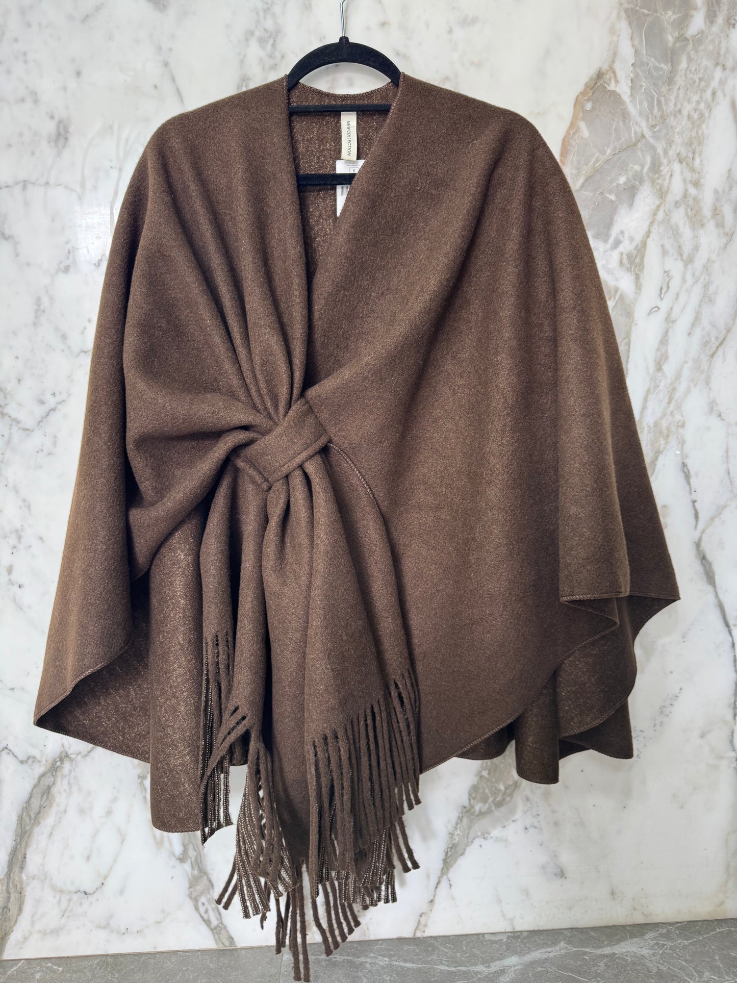 Cape épaisse froufrou