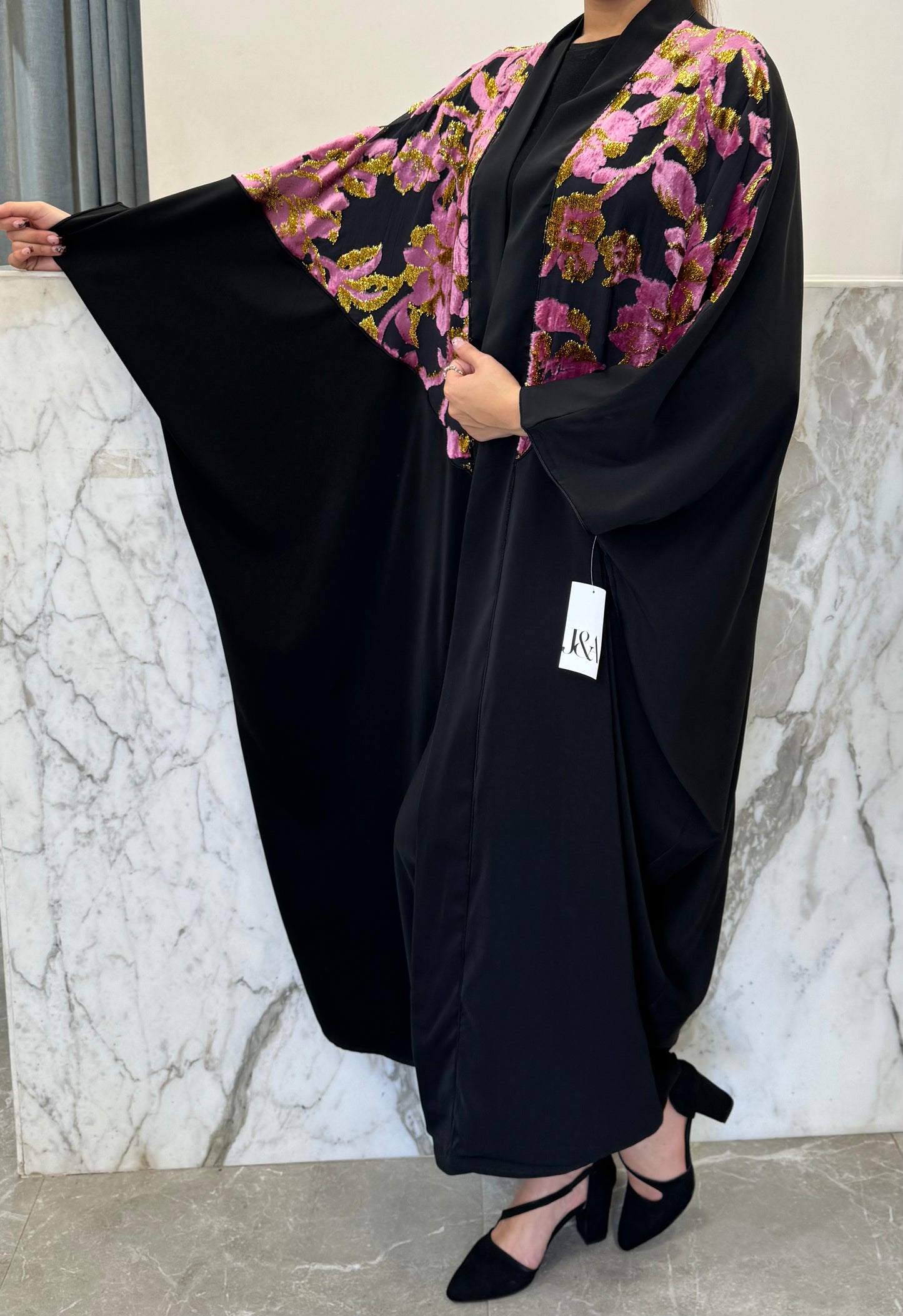 kimono noir voulour rose