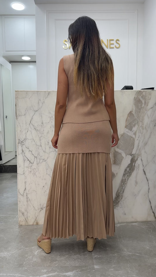 Ensemble maille sans manches beige