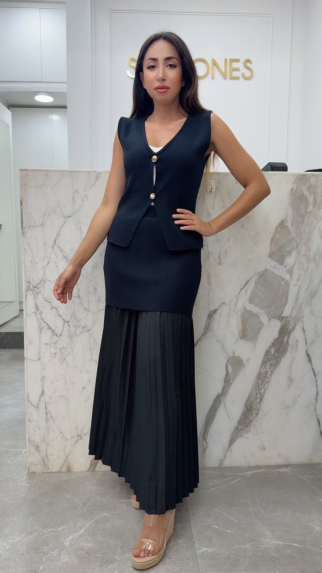 Ensemble maille sans manches beige
