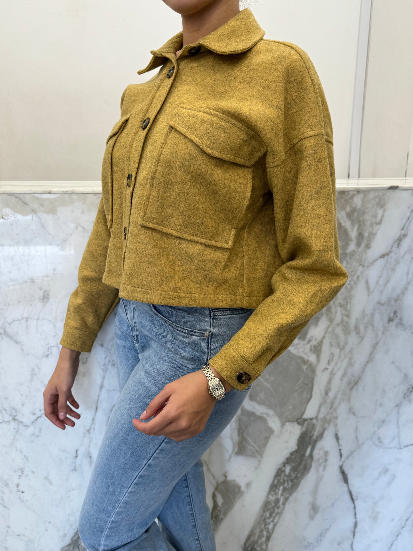 veste épaisse courte bouton